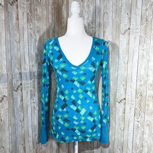 Women's Lilu Graphic Long Sleeve Tee | Teal | Size Small | V-Neck Top | Cotton